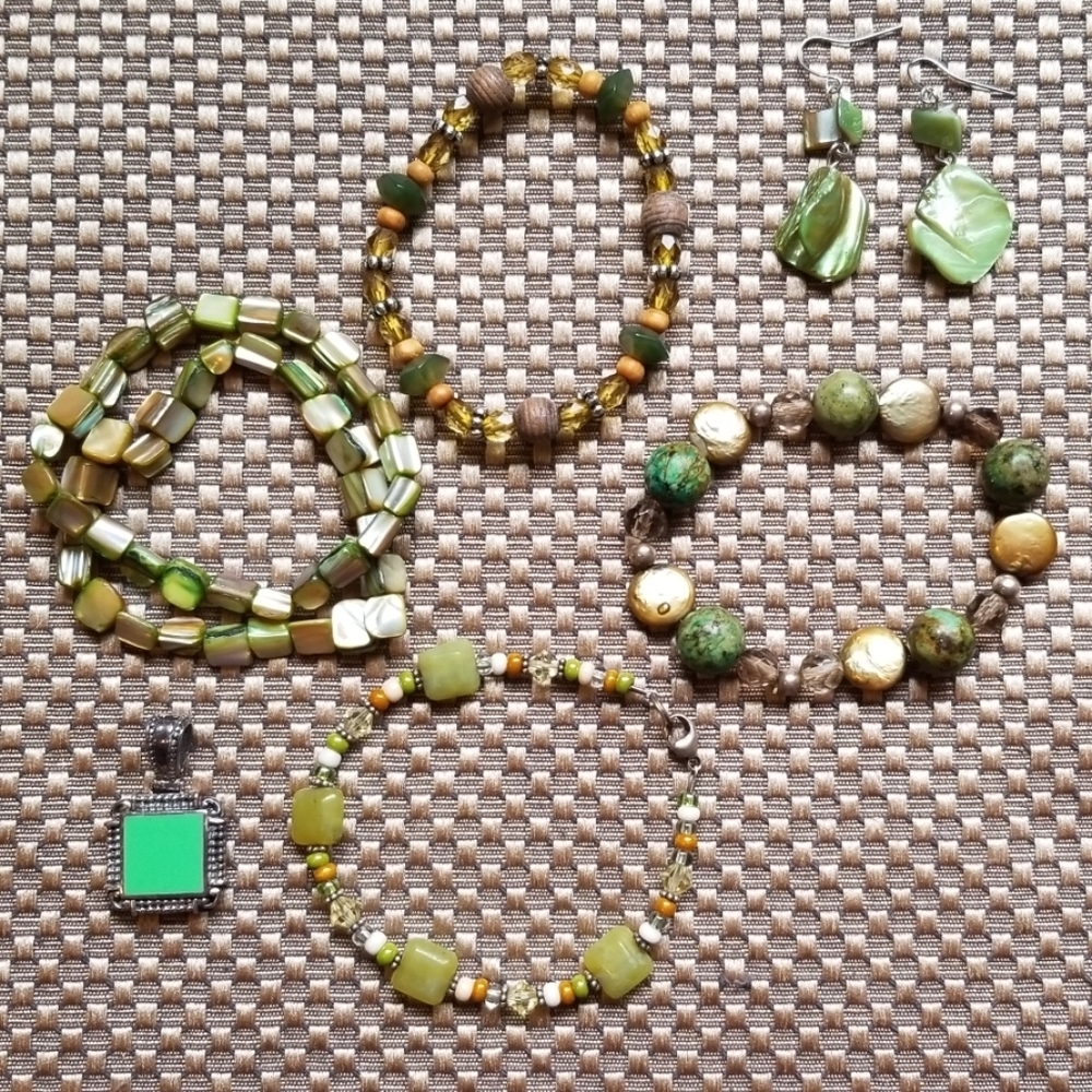 For the love of green 🍀 pendant is sterling